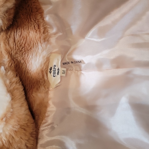 entro Faux Fur Vest - Picture 6 of 9